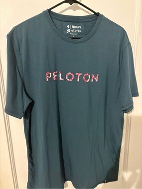 FOUR LAPS X PELOTON MEN'S LARGE ACTIVE TEE